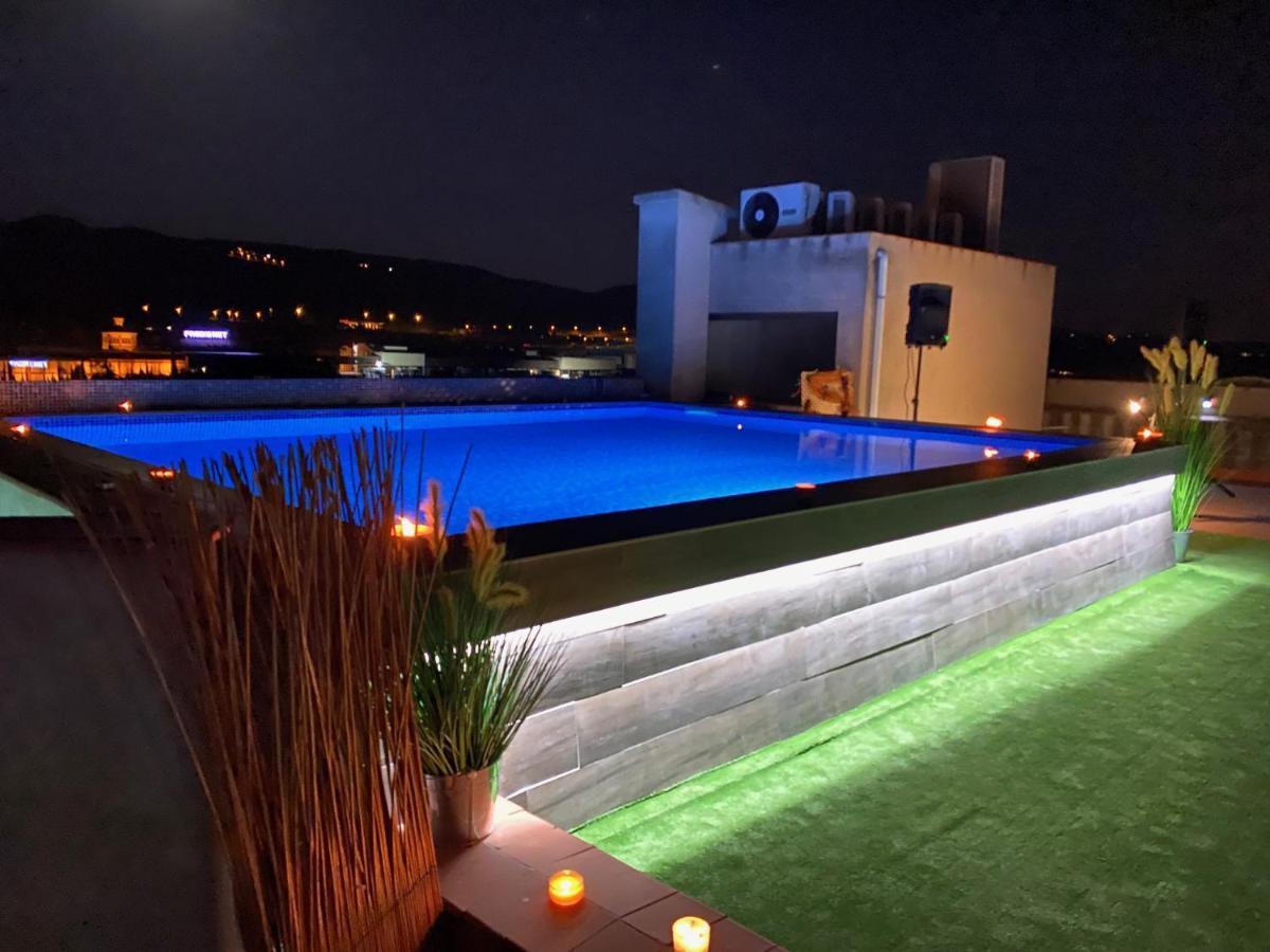 Hotel Fonda Neus Sant Sadurní dʼAnoia Kültér fotó